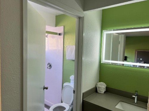Pacific Inn Santa Cruz - image 7
