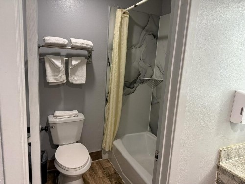 Ocean Gate Inn - image 13