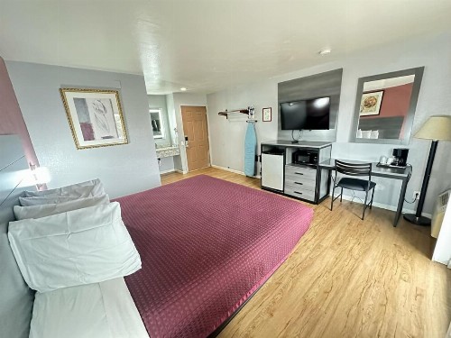 Ocean Gate Inn - image 40