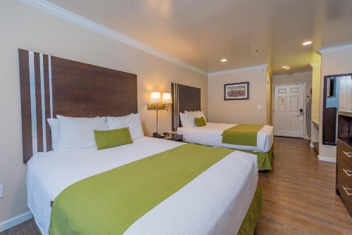 Ocean Pacific Lodge - image 22