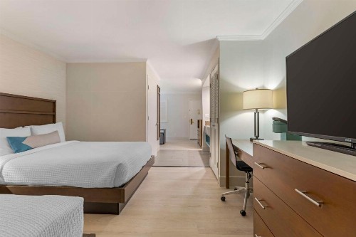 Best Western Plus All Suites Inn - image 18