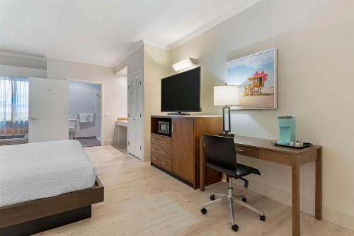 Best Western Plus All Suites Inn - image 21