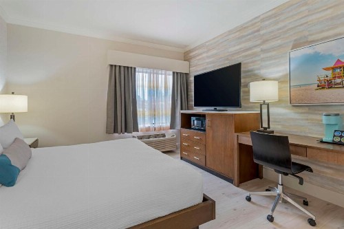 Best Western Plus All Suites Inn - image 27