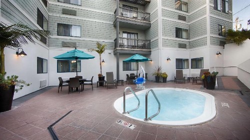 Best Western Plus All Suites Inn - image 8