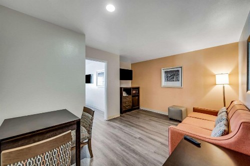 Comfort Inn Boardwalk - image 22