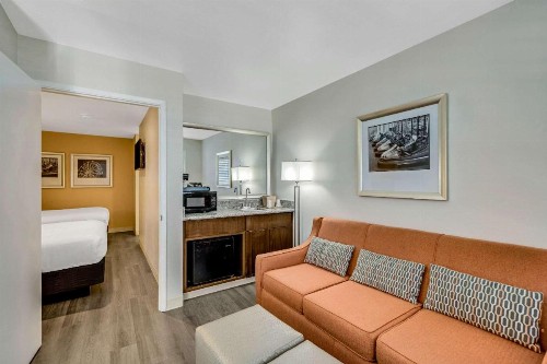 Comfort Inn Boardwalk - image 30