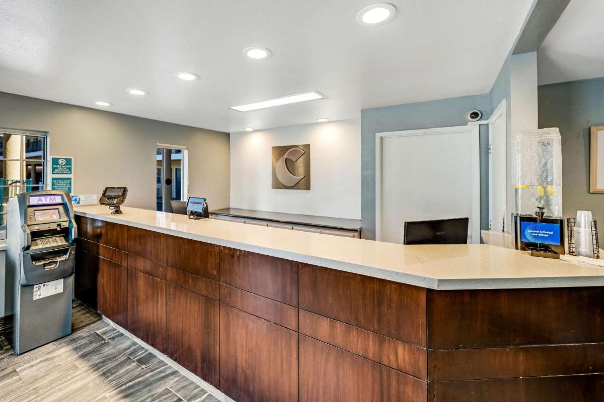 Comfort Inn Boardwalk - image 6