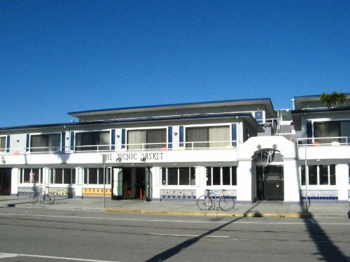 Beach Street Inn and Suites - image 6