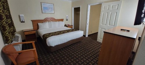 Riverside Inn & Suites Santa Cruz - image 23