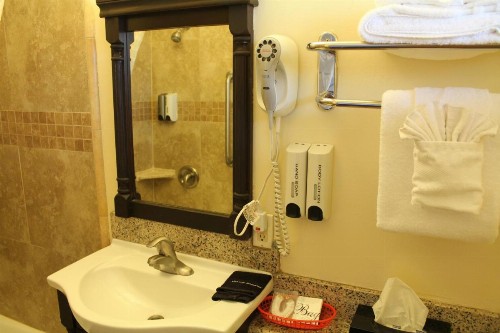 Riverside Inn & Suites Santa Cruz - image 31