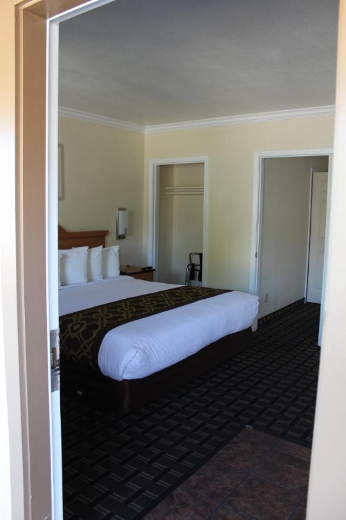 Riverside Inn & Suites Santa Cruz - image 42