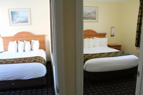 Riverside Inn & Suites Santa Cruz - image 46