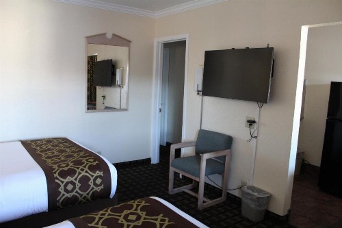 Riverside Inn & Suites Santa Cruz - image 47
