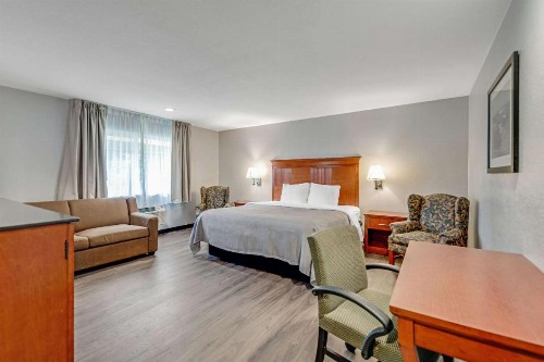 Quality Inn Santa Cruz - image 40