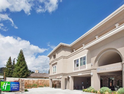Holiday Inn Express Hotel & Suites Santa Cruz - image 31