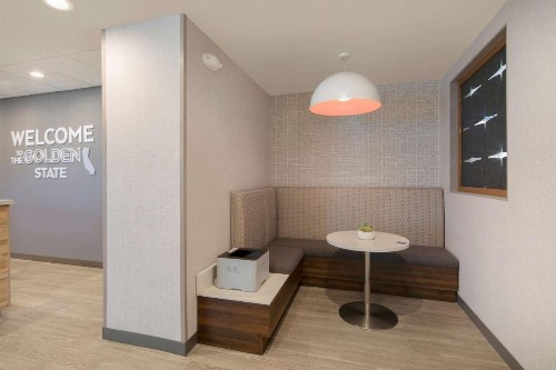 Hampton Inn Santa Cruz West Ca - image 36