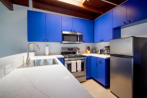 Edgewater Beach Inn & Suites - image 35