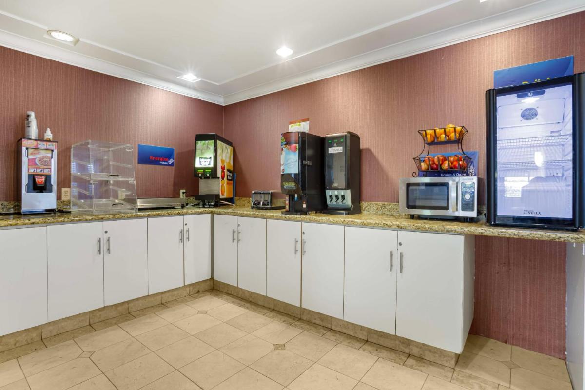 Best Western Inn - image 4