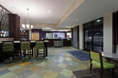 Hampton Inn Santa Cruz - image 17
