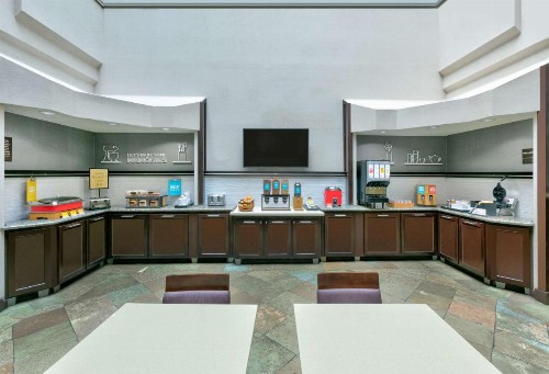 Hampton Inn Santa Cruz - image 22