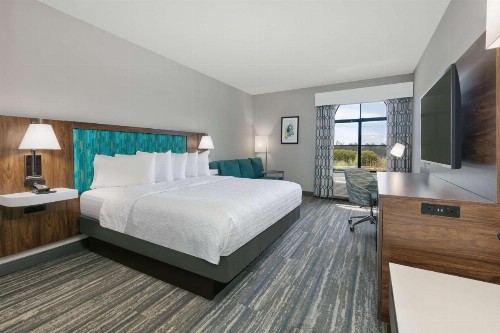Hampton Inn Santa Cruz - image 26