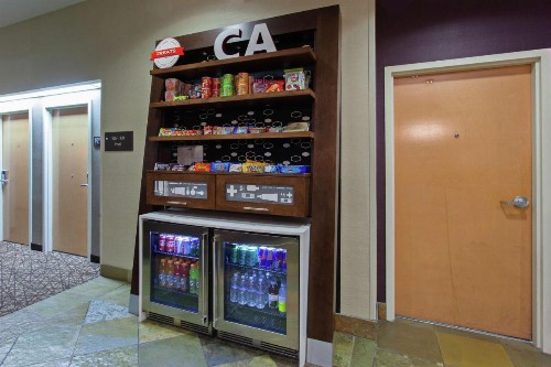 Hampton Inn Santa Cruz - image 6