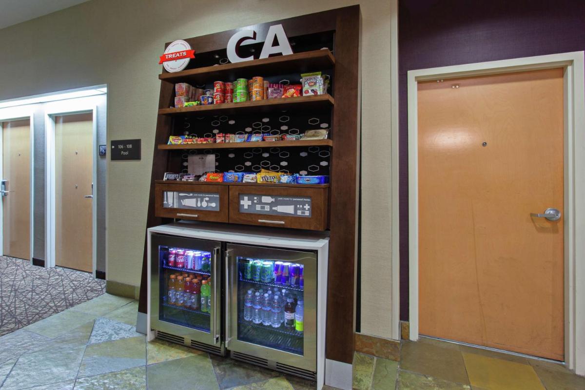 Hampton Inn Santa Cruz - image 6
