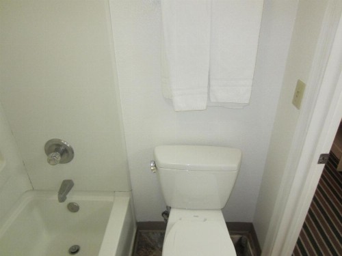 Beachview Inn - image 22