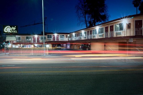 Capri Motel Santa Cruz Beach Boardwalk - image 16