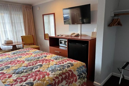 The Islander Motel - image 28
