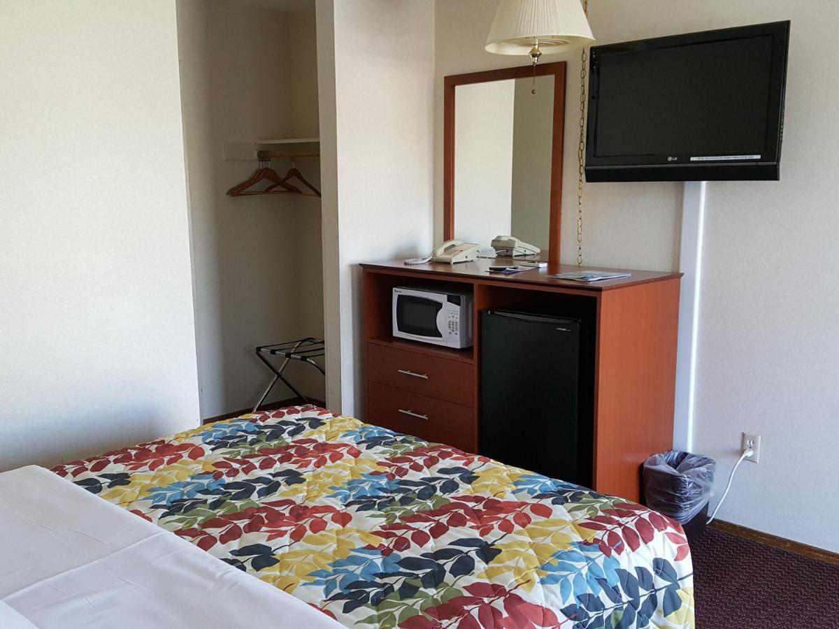 The Islander Motel - image 3