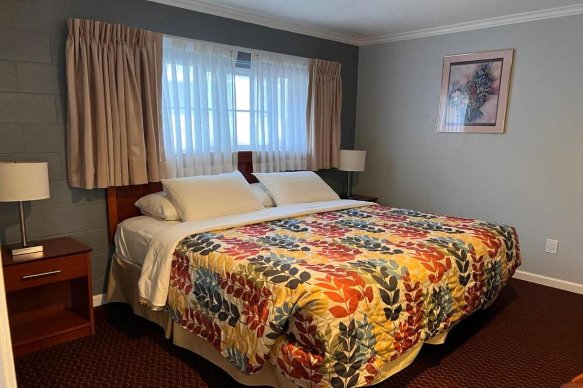The Islander Motel - image 5