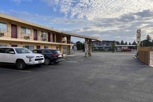 The Islander Motel - image 8