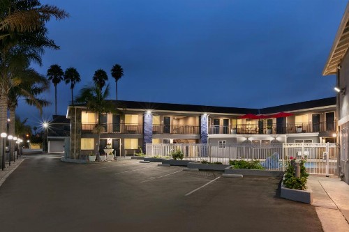 Torch Lite Inn at the Beach Boardwalk - image 27