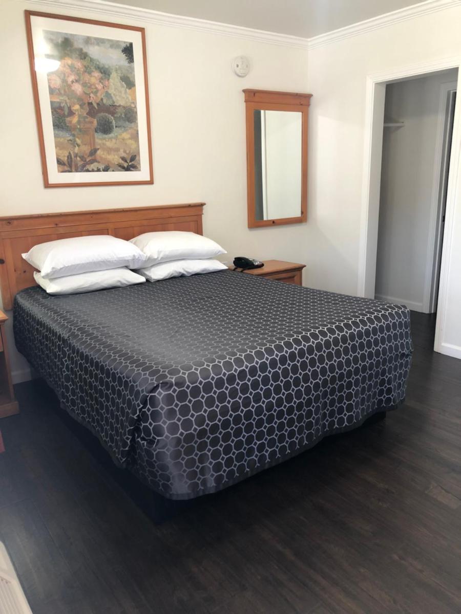 Budget Inn Santa Cruz - image 4
