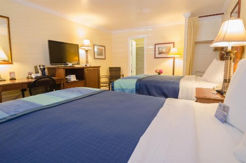 Continental Inn - image 8
