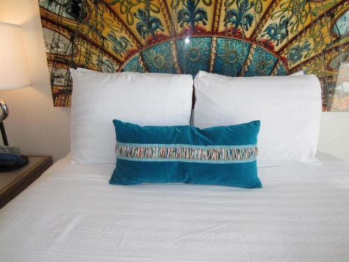 Carousel Beach Inn - image 18