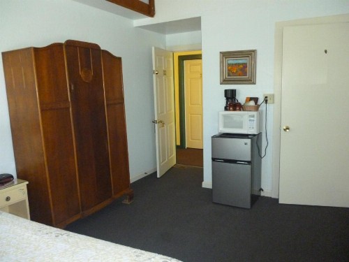 Harbor Inn - image 34
