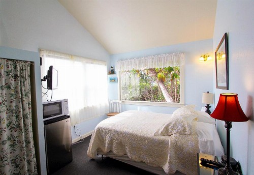 Harbor Inn - image 48