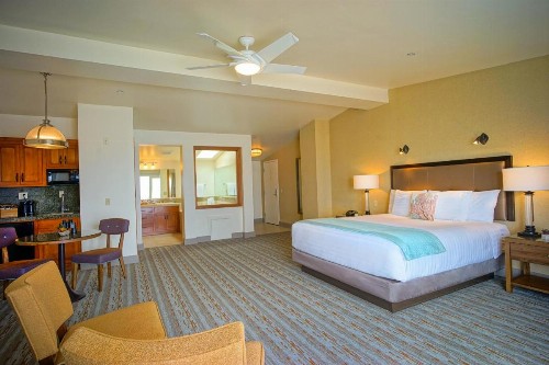 Sea & Sand Inn - image 21