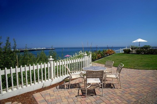 Sea & Sand Inn - image 35