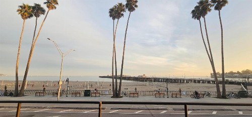 Casablanca Inn on The Beach - image 23