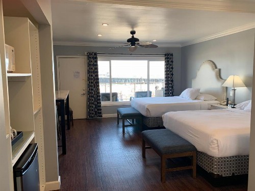 Casablanca Inn on The Beach - image 24