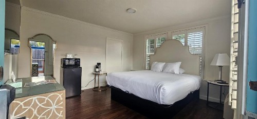 Casablanca Inn on The Beach - image 6