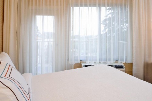 Fairfield Inn & Suites by Marriott Santa Cruz - image 18