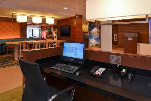 Fairfield Inn & Suites by Marriott Santa Cruz - image 22