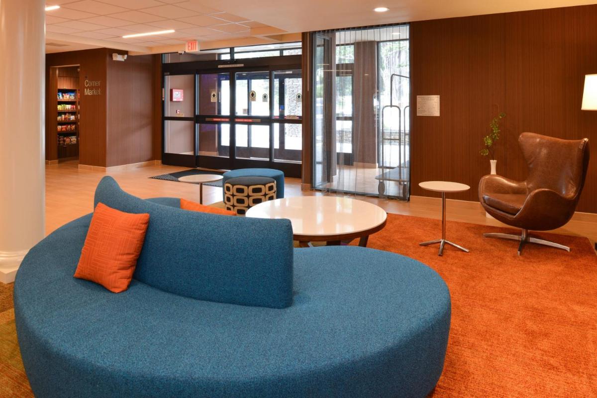 Fairfield Inn & Suites by Marriott Santa Cruz - image 6