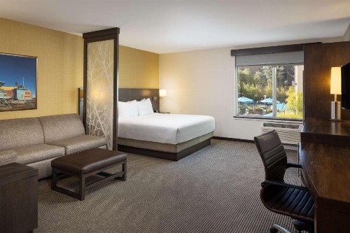 Hyatt Place Santa Cruz - image 36