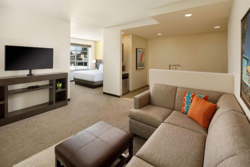 Hyatt Place Santa Cruz - image 42