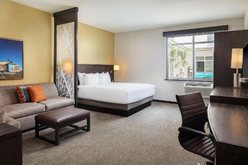 Hyatt Place Santa Cruz - image 43